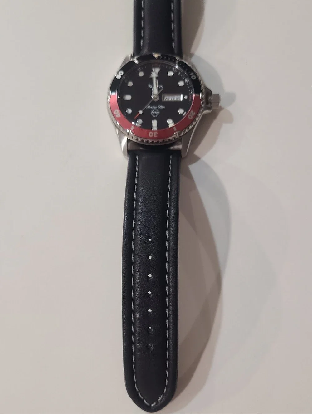 EUC BULOVA MARINE STAR WRIST WATCH 98C66
